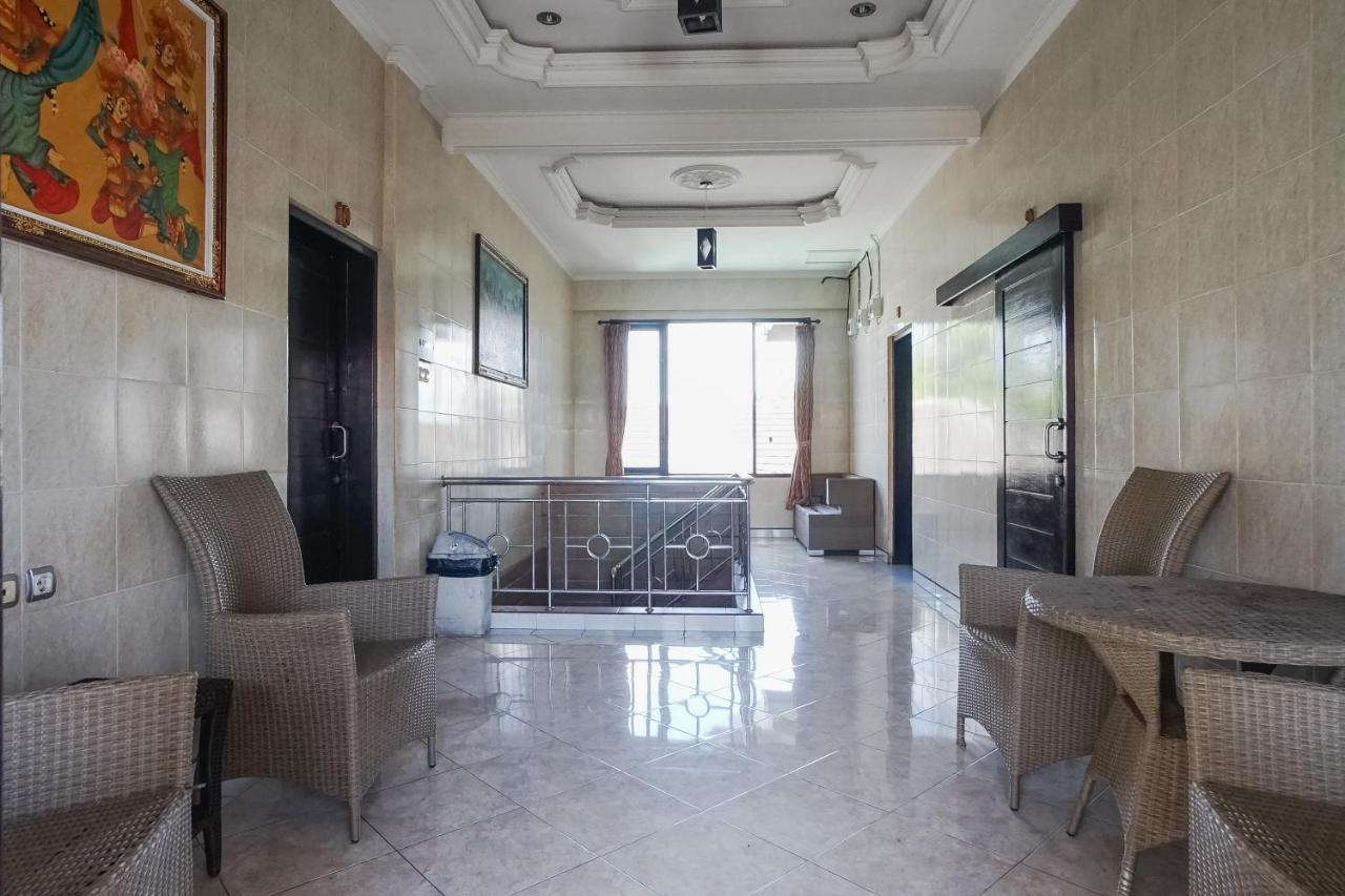 Denays Guesthouse Jimbaran Exterior foto